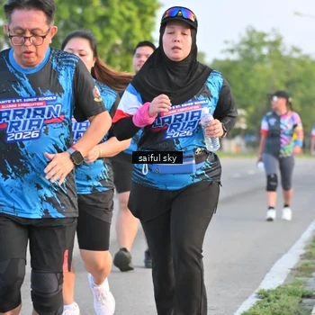 Runner Photo 7695631