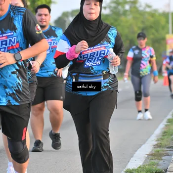 Runner Photo 7695633