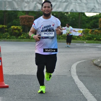 Runner Photo 7695638