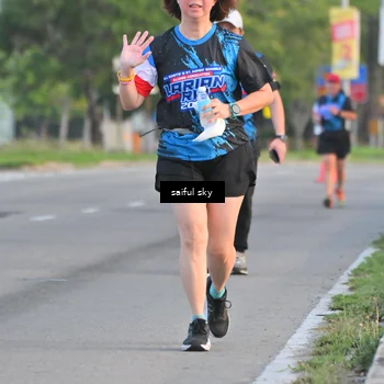 Runner Photo 7695641