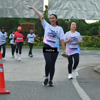 Runner Photo 7695659