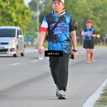 Runner Photo 7695664