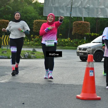 Runner Photo 7695676