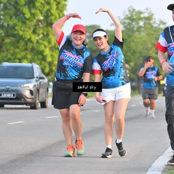 Runner Photo 7695706