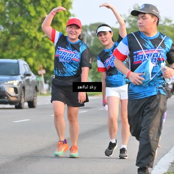 Runner Photo 7695715