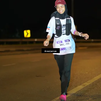Runner Photo 7695716
