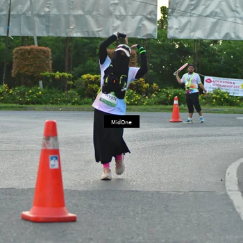 Runner Photo 7695738