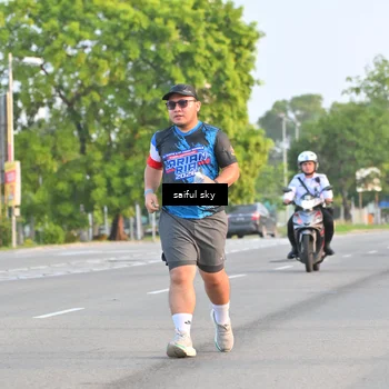 Runner Photo 7695742