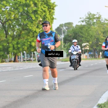 Runner Photo 7695751