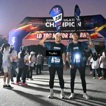 Runner Photo 7695756