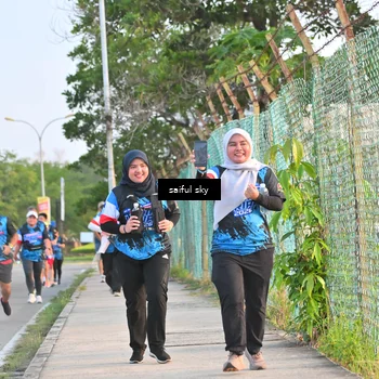 Runner Photo 7695760
