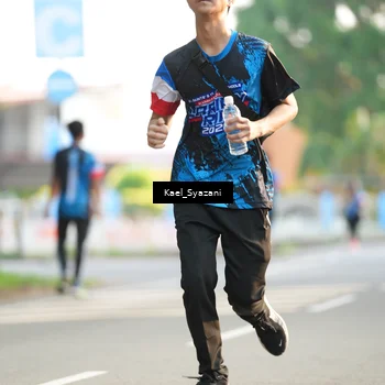 Runner Photo 7695773