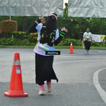 Runner Photo 7695780