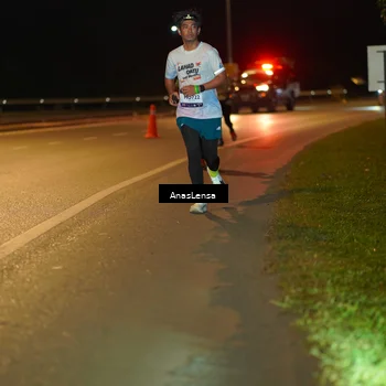Runner Photo 7695832