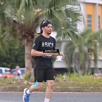 Runner Photo 7695833