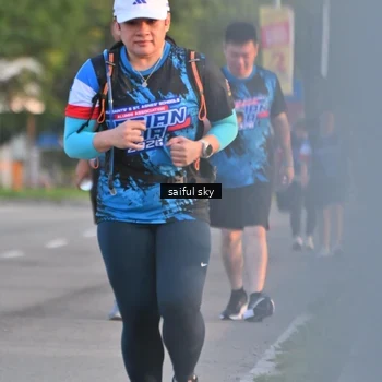 Runner Photo 7695870