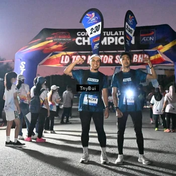 Runner Photo 7695874