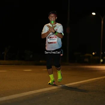 Runner Photo 7695885