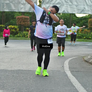 Runner Photo 7695898