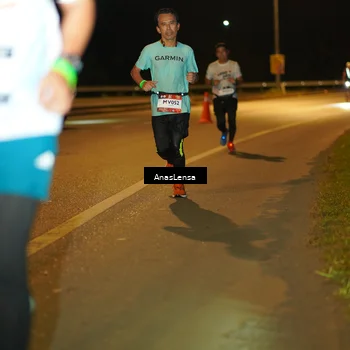 Runner Photo 7695930