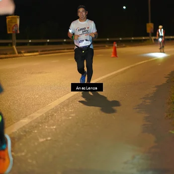 Runner Photo 7695940