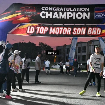Runner Photo 7695956