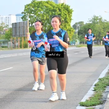 Runner Photo 7695960