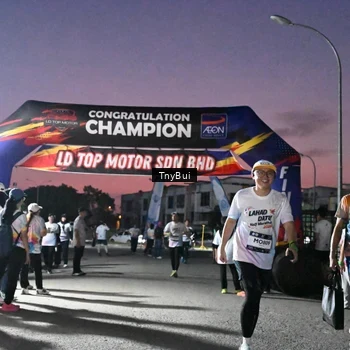 Runner Photo 7695962