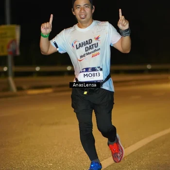 Runner Photo 7695963