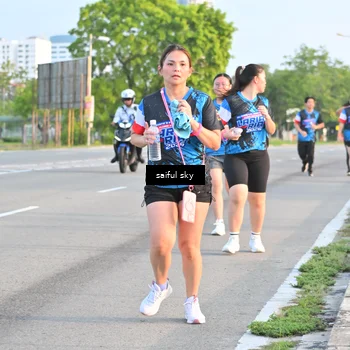 Runner Photo 7695964