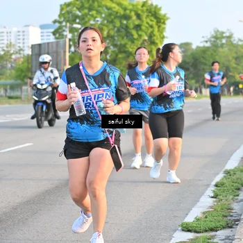 Runner Photo 7695965