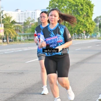 Runner Photo 7695967
