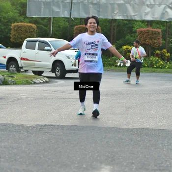 Runner Photo 7696000