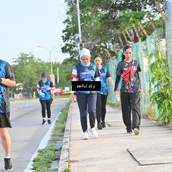 Runner Photo 7696002