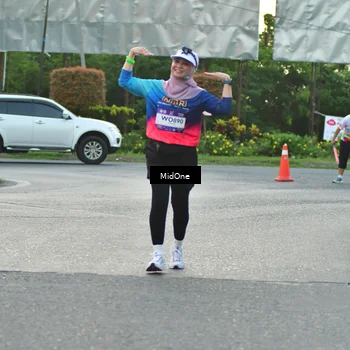 Runner Photo 7696015