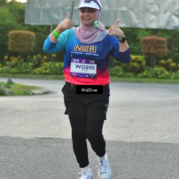Runner Photo 7696036
