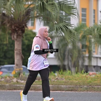 Runner Photo 7696056