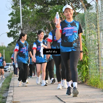 Runner Photo 7696066