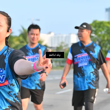 Runner Photo 7696112