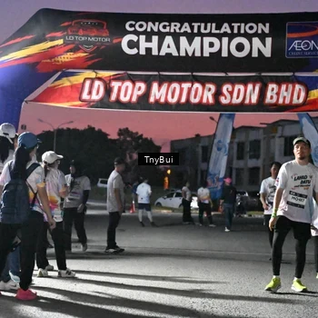 Runner Photo 7696114