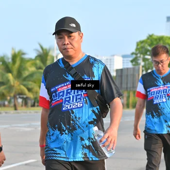 Runner Photo 7696124