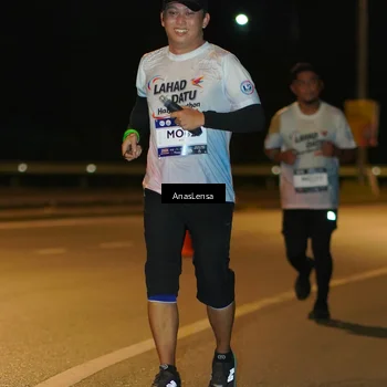 Runner Photo 7696128