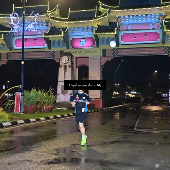 Runner Photo 7696151