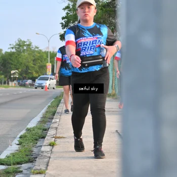 Runner Photo 7696157
