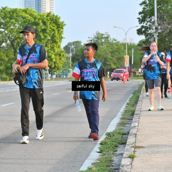 Runner Photo 7696167