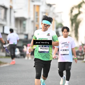 Runner Photo 7696170