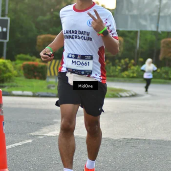 Runner Photo 7696189