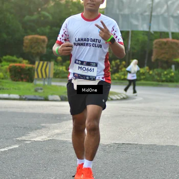 Runner Photo 7696191