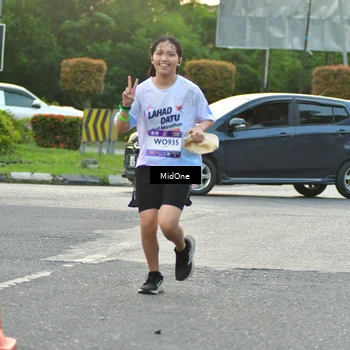 Runner Photo 7696198