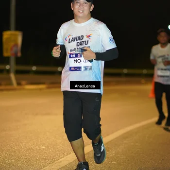 Runner Photo 7696217